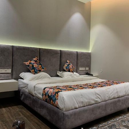 Hotel Alpine Plaza Shahpur  ภายนอก รูปภาพ